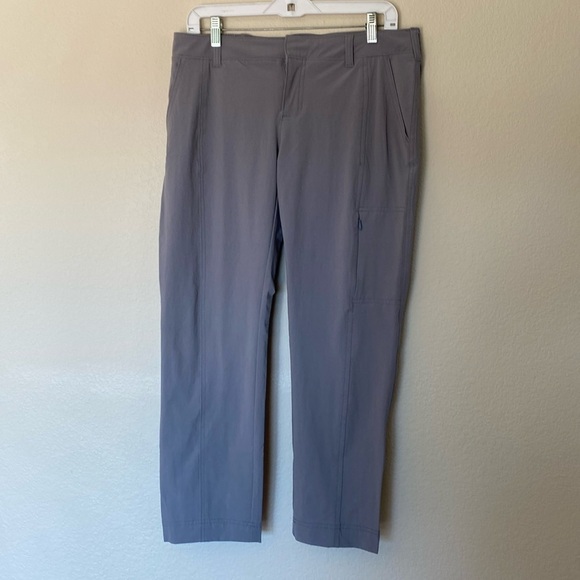 Athleta utility crop pants women’s 10 ten grey EUC - Picture 1 of 7